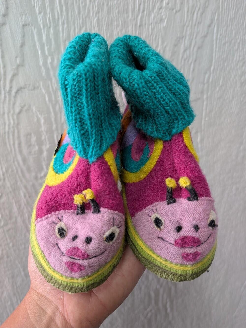Garnet Hill Boiled Wool Colorful Snail Slippers Slip On Shoes Socks Cozy Size 8